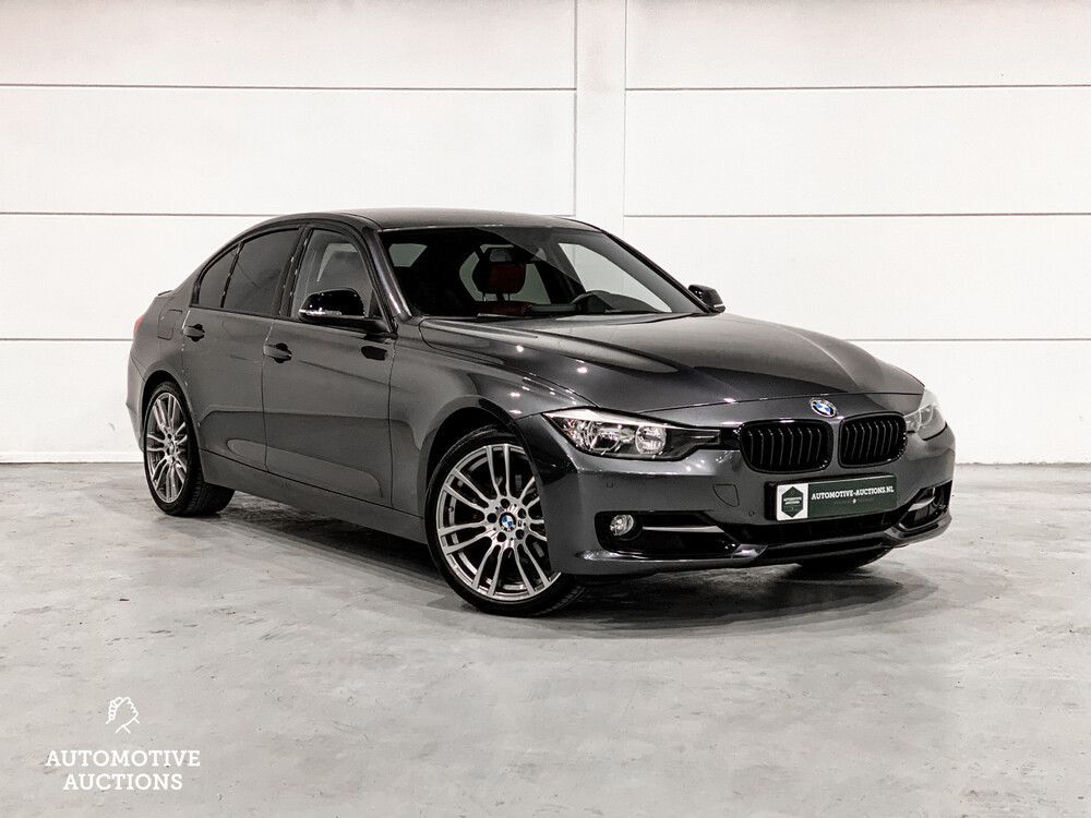 BMW 320i Executive Sportline 3-serie 184pk 2012, 15-XHT-3