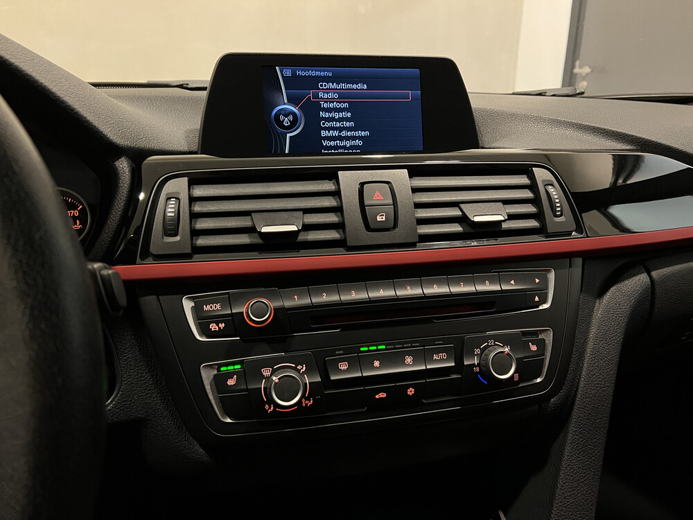 BMW 320i Executive Sportline 3-serie 184pk 2012, 15-XHT-3