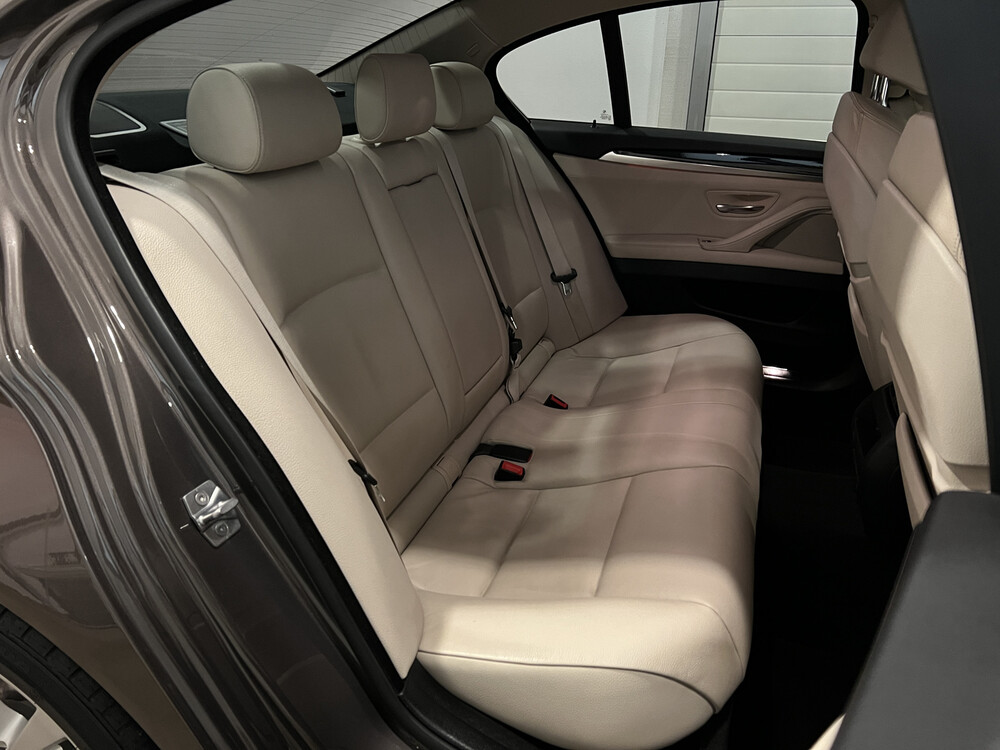 BMW 528i High Executive 5-serie 245pk 2012, 25-XJG-1