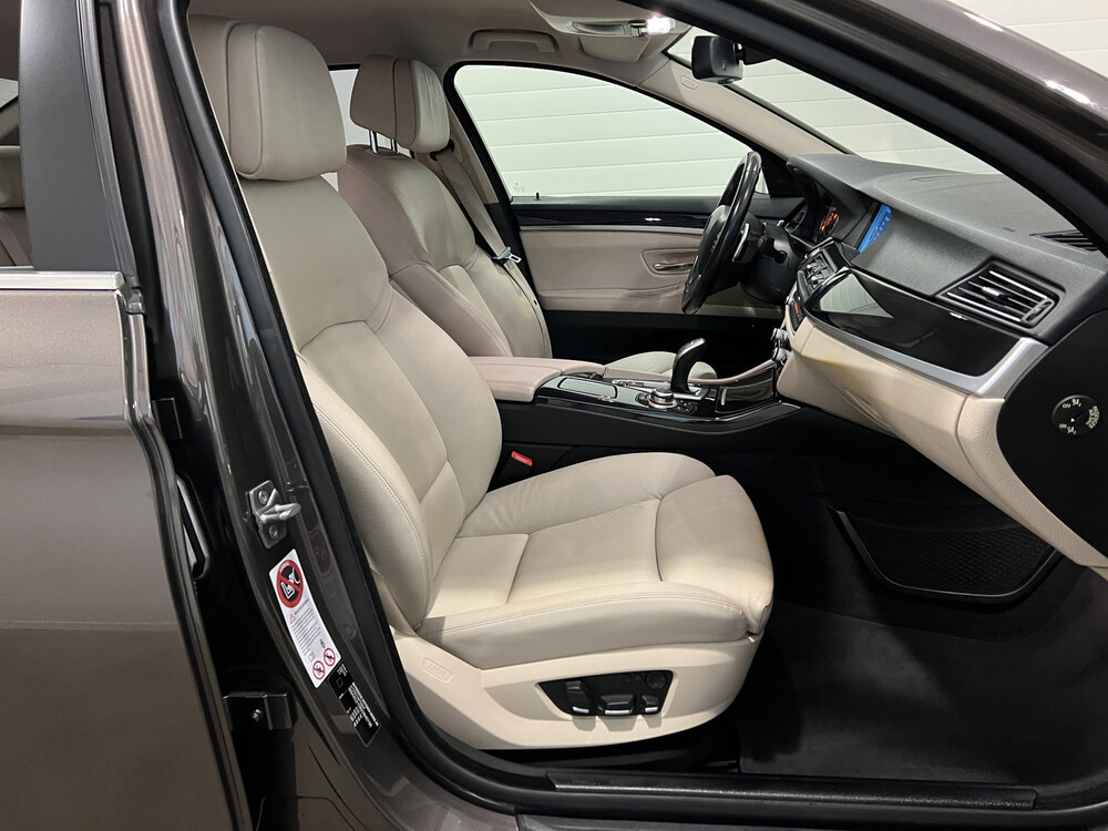 BMW 528i High Executive 5-serie 245pk 2012, 25-XJG-1