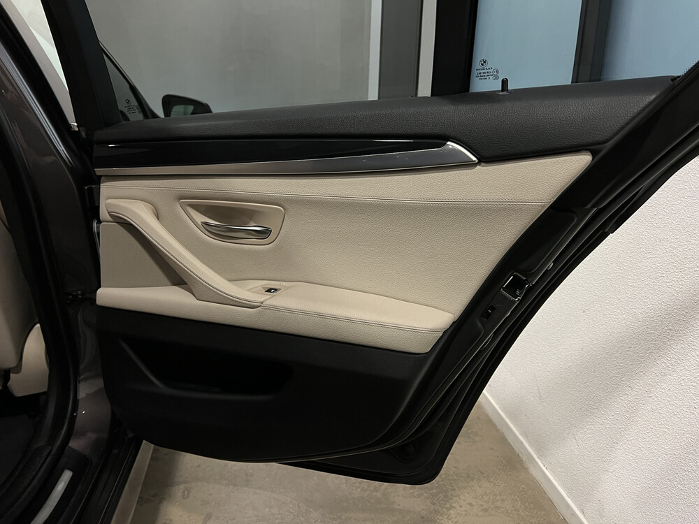 BMW 528i High Executive 5-serie 245pk 2012, 25-XJG-1