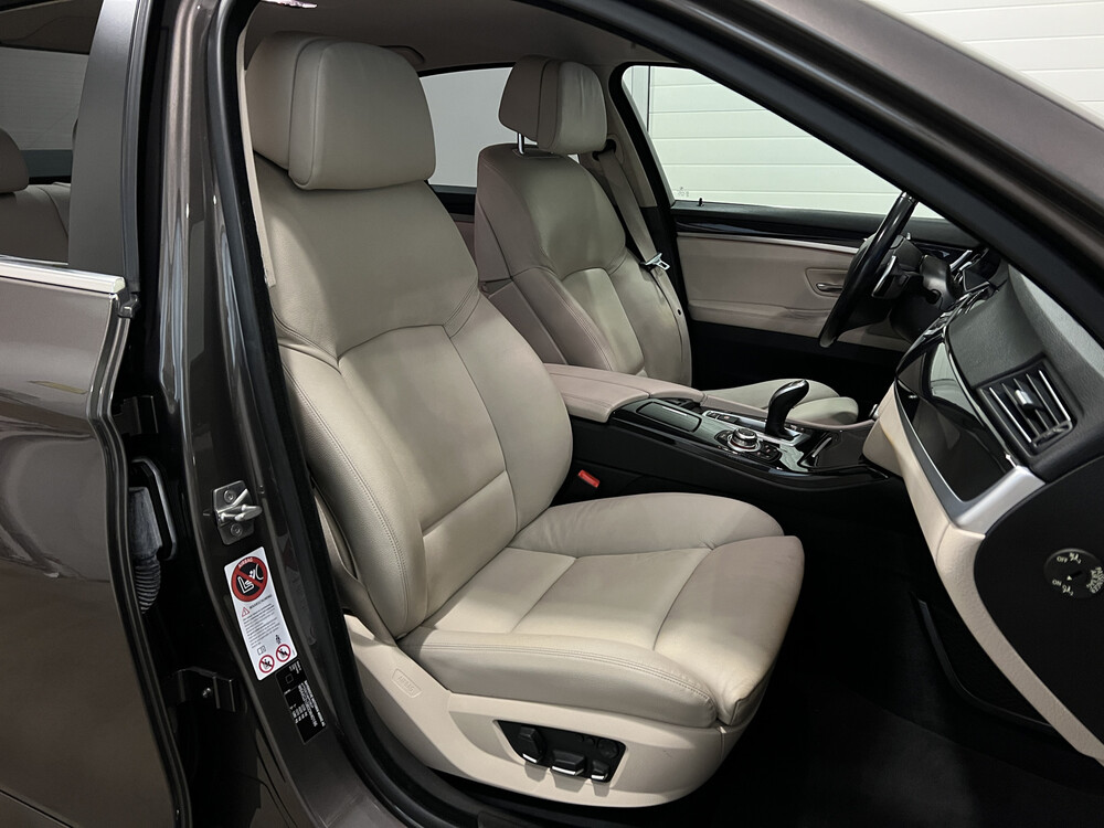 BMW 528i High Executive 5-serie 245pk 2012, 25-XJG-1