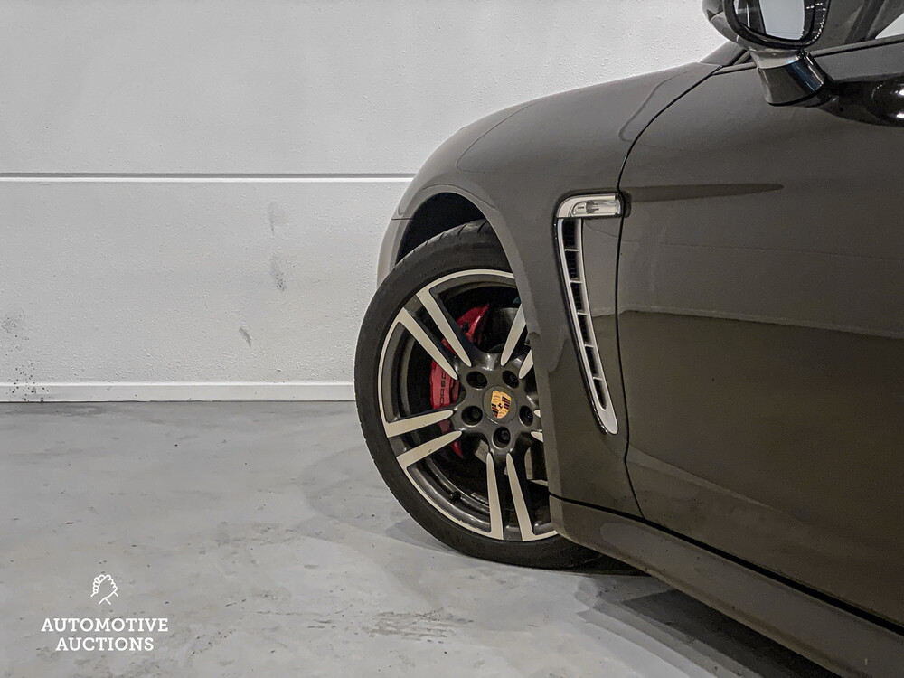 Porsche Panamera 3.6 V6 Platinum Edition SportChrono 299pk 2013, L-185-HT