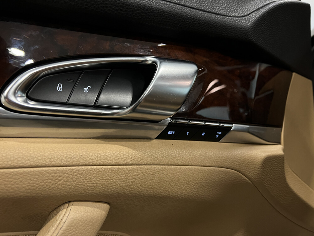 Porsche Panamera 3.6 V6 Platinum Edition SportChrono 299pk 2013, L-185-HT