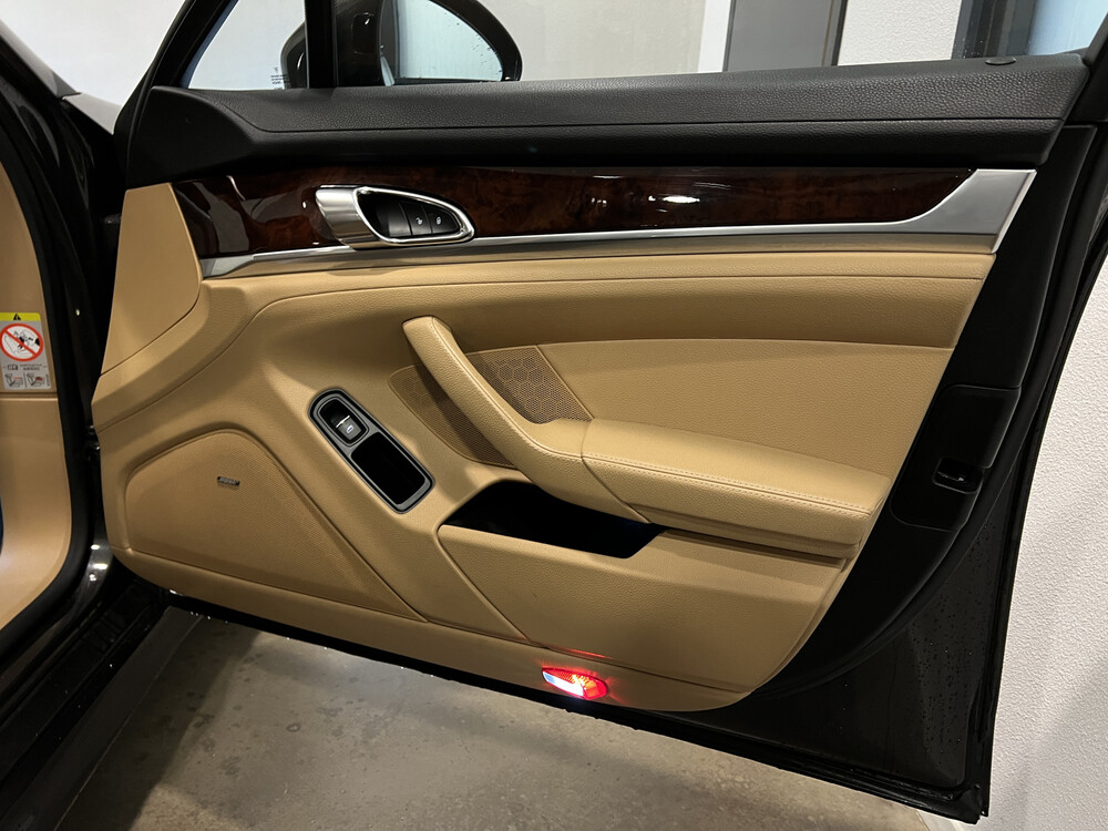 Porsche Panamera 3.6 V6 Platinum Edition SportChrono 299pk 2013, L-185-HT