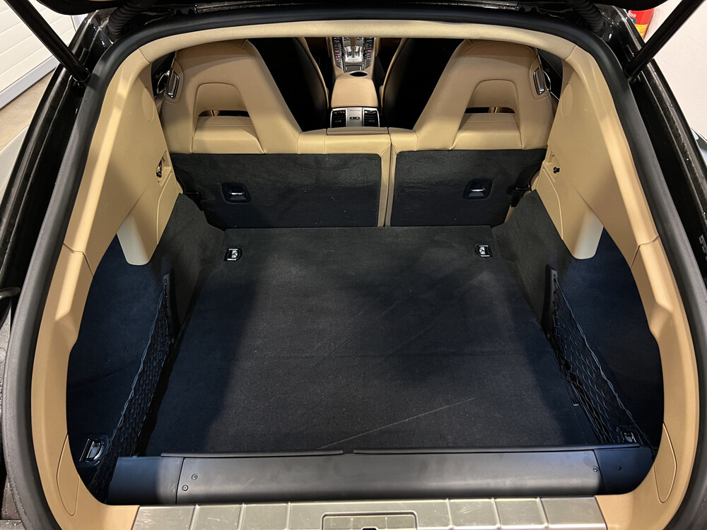 Porsche Panamera 3.6 V6 Platinum Edition SportChrono 299pk 2013, L-185-HT