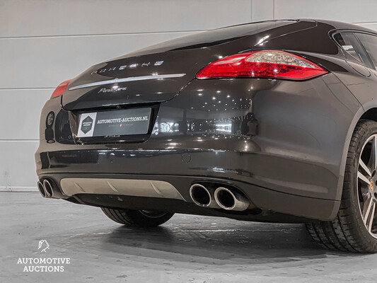 Porsche Panamera 3.6 V6 Platinum Edition SportChrono 299hp 2013, L-185-HT.