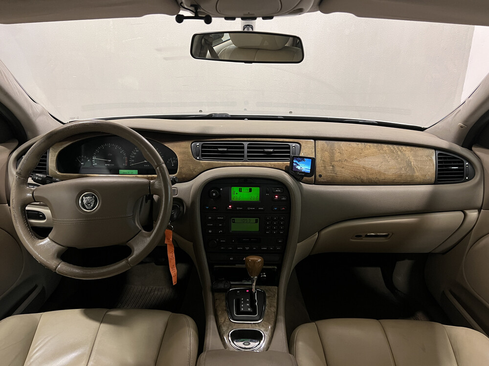 Jaguar S-Type Executive 2.5 V6 208 PS 2002, 86-JT-BZ.