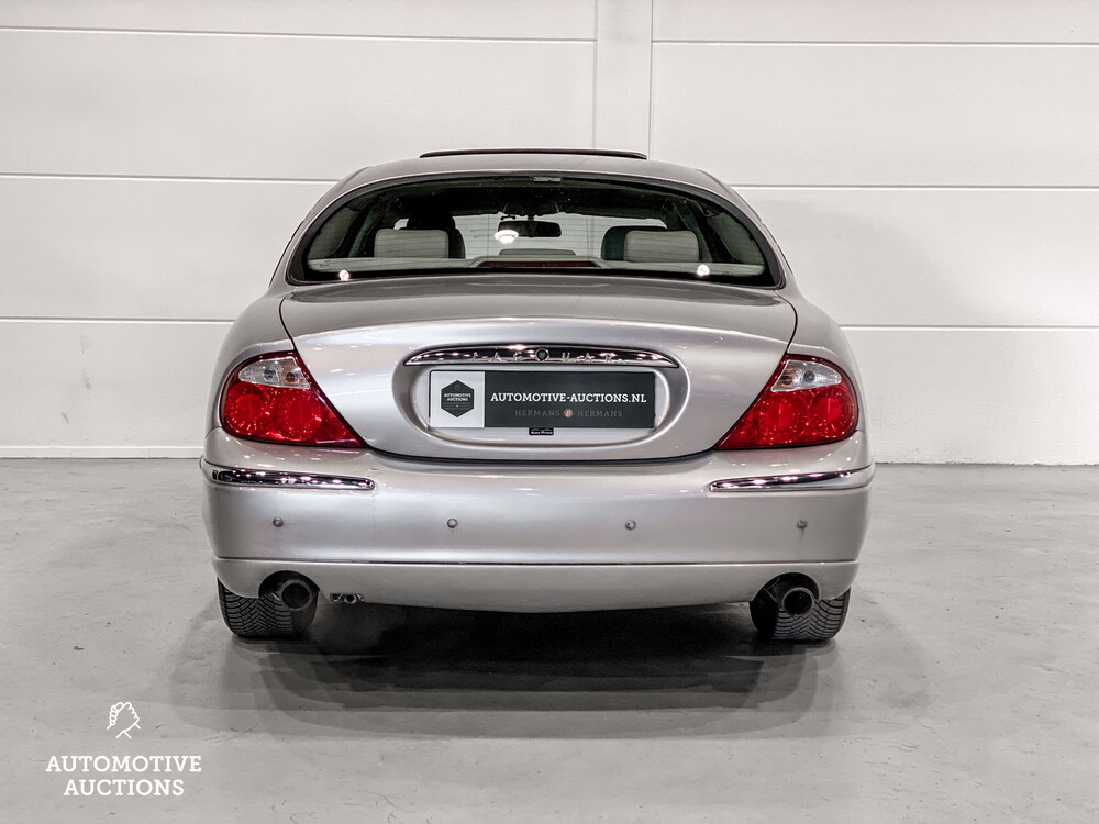 Jaguar S-Type Executive 2.5 V6 208 PS 2002, 86-JT-BZ.