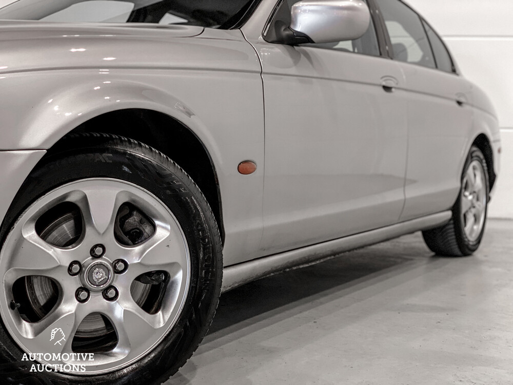 Jaguar S-Type Executive 2.5 V6 208 PS 2002, 86-JT-BZ.