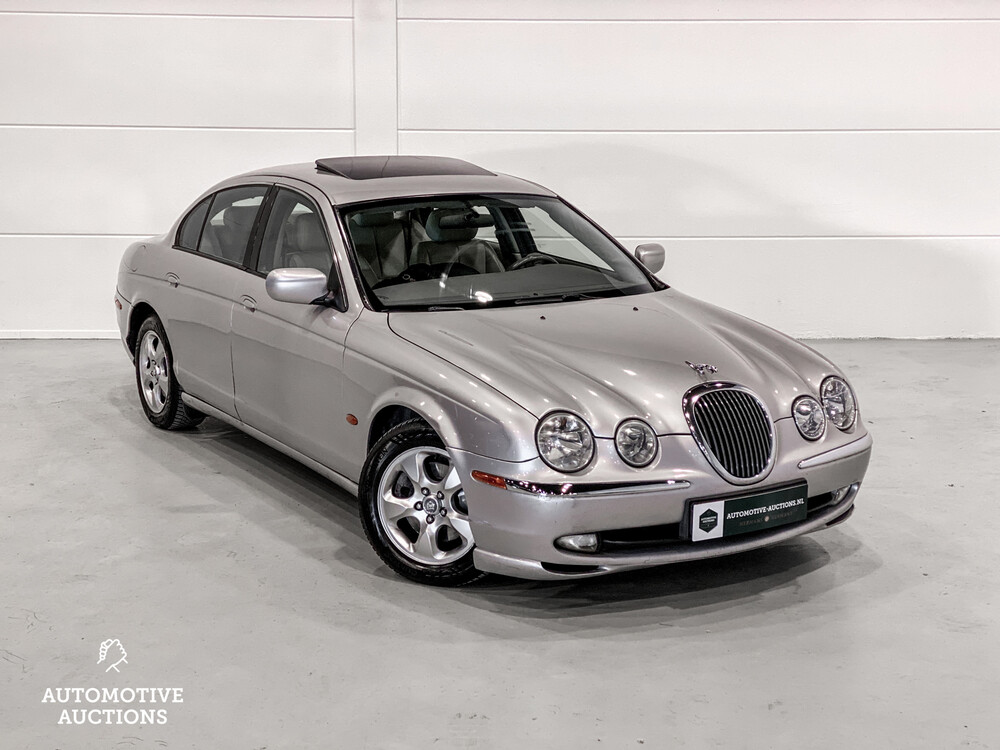 Jaguar S-Type Executive 2.5 V6 208 PS 2002, 86-JT-BZ.
