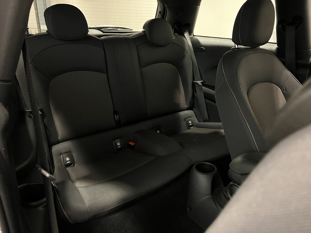 Mindestens 1.5 Ein 102 PS 2021 -GARANTIE-, N-423-RF.