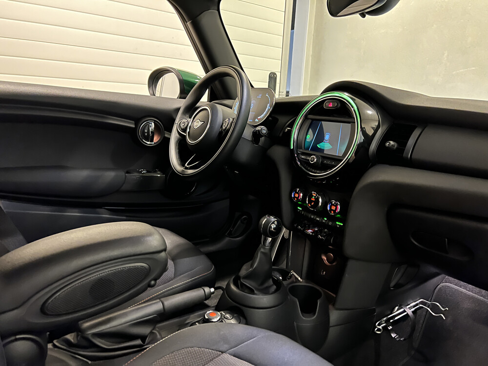 Mindestens 1.5 Ein 102 PS 2021 -GARANTIE-, N-423-RF.