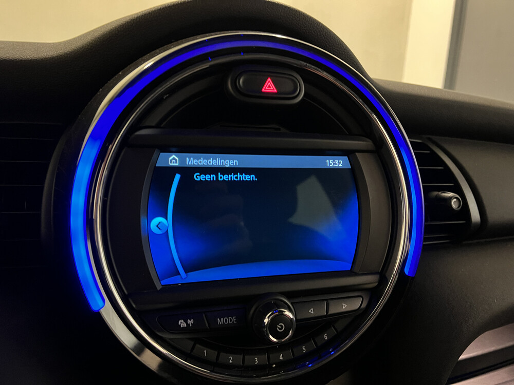 Mindestens 1.5 Ein 102 PS 2021 -GARANTIE-, N-423-RF.