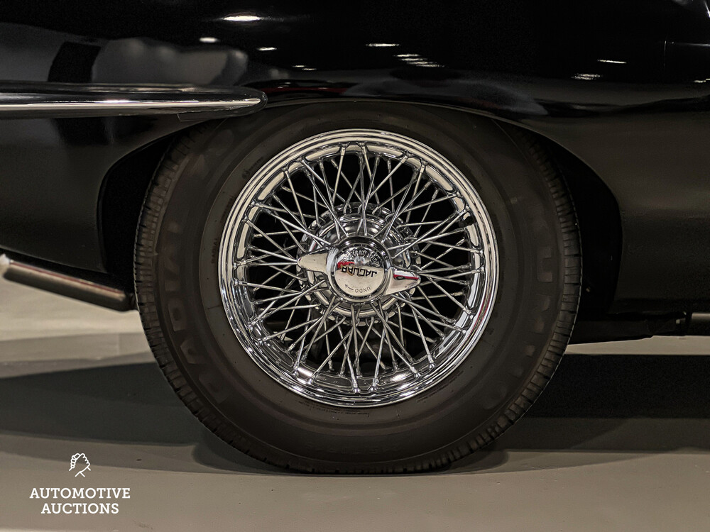 Jaguar E-Type Series 1 OTS 4.2 Zes-in-Lijn Cabriolet 1967, DZ-73-87