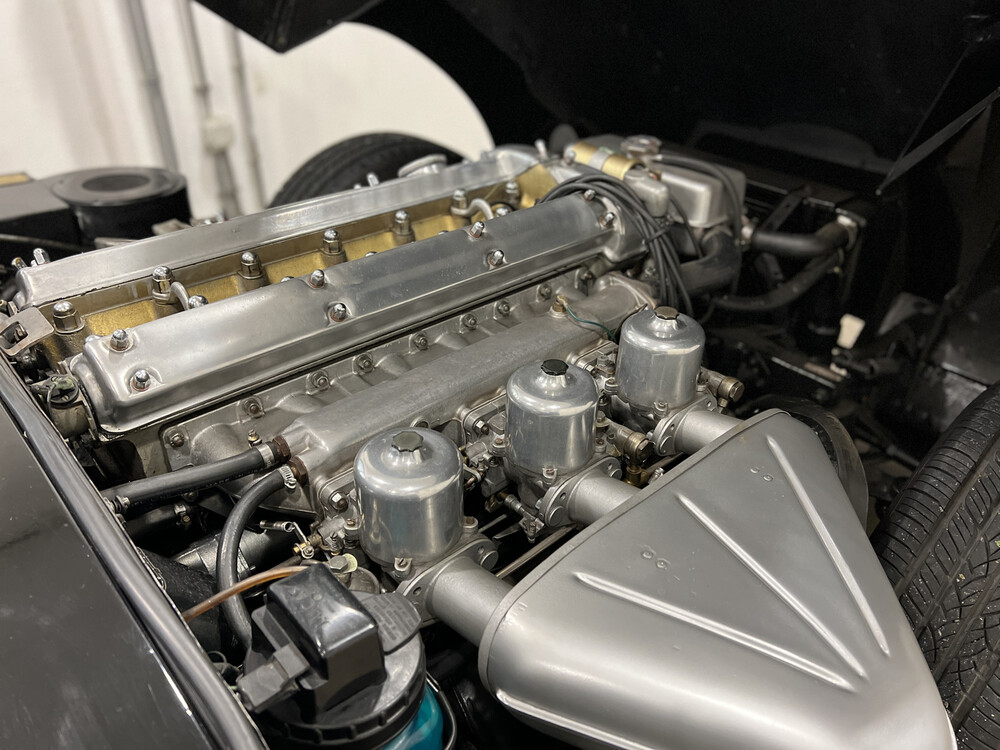 Jaguar E-Type Series 1 OTS 4.2 Zes-in-Lijn Cabriolet 1967, DZ-73-87