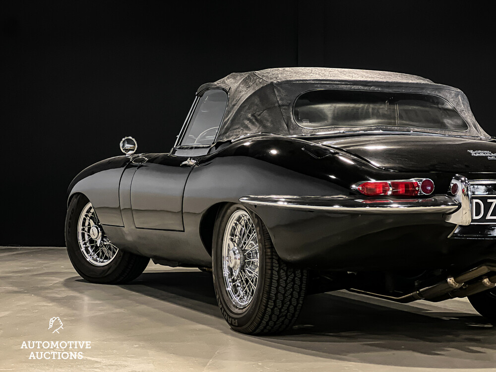 Jaguar E-Type Series 1 OTS 4.2 Zes-in-Lijn Cabriolet 1967, DZ-73-87