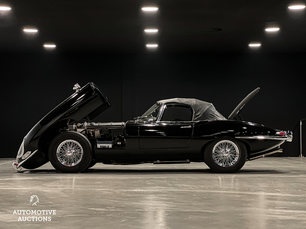 Jaguar E-Type Series 1 OTS 4.2 Zes-in-Lijn Cabriolet 1967, DZ-73-87