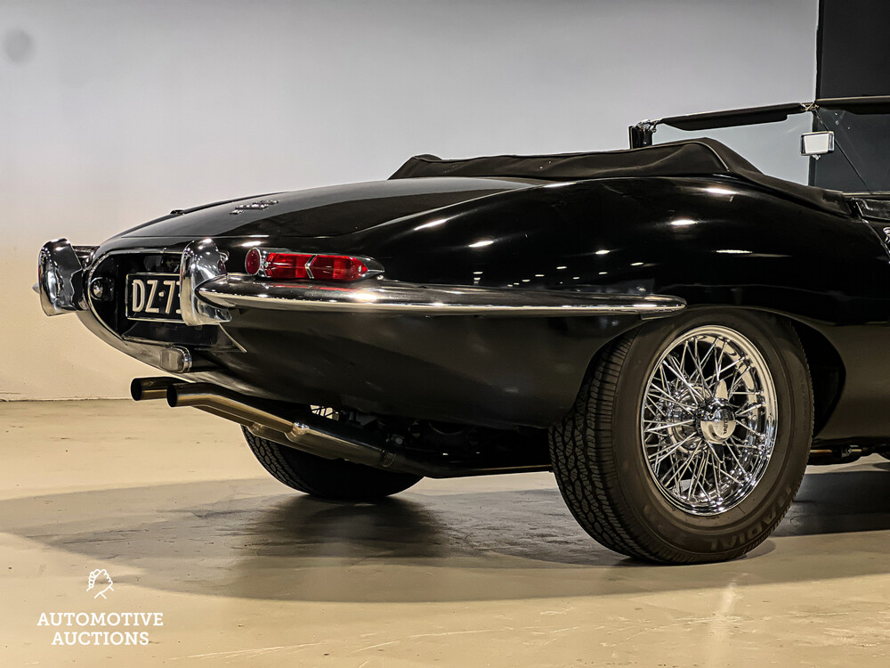 Jaguar E-Type Series 1 OTS 4.2 Zes-in-Lijn Cabriolet 1967, DZ-73-87