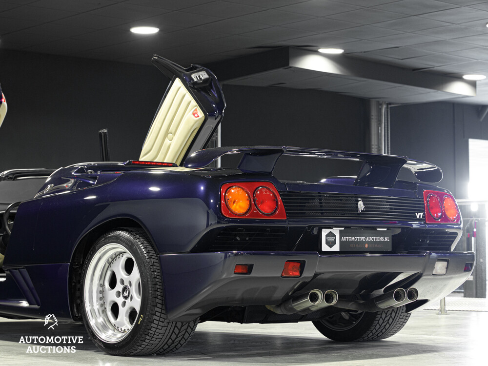 Lamborghini Diablo VT Roadster 5.7 V12 492pk Cabriolet 1996