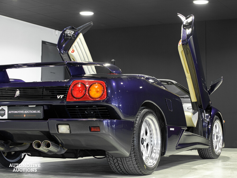 Lamborghini Diablo VT Roadster 5.7 V12 492pk Cabriolet 1996