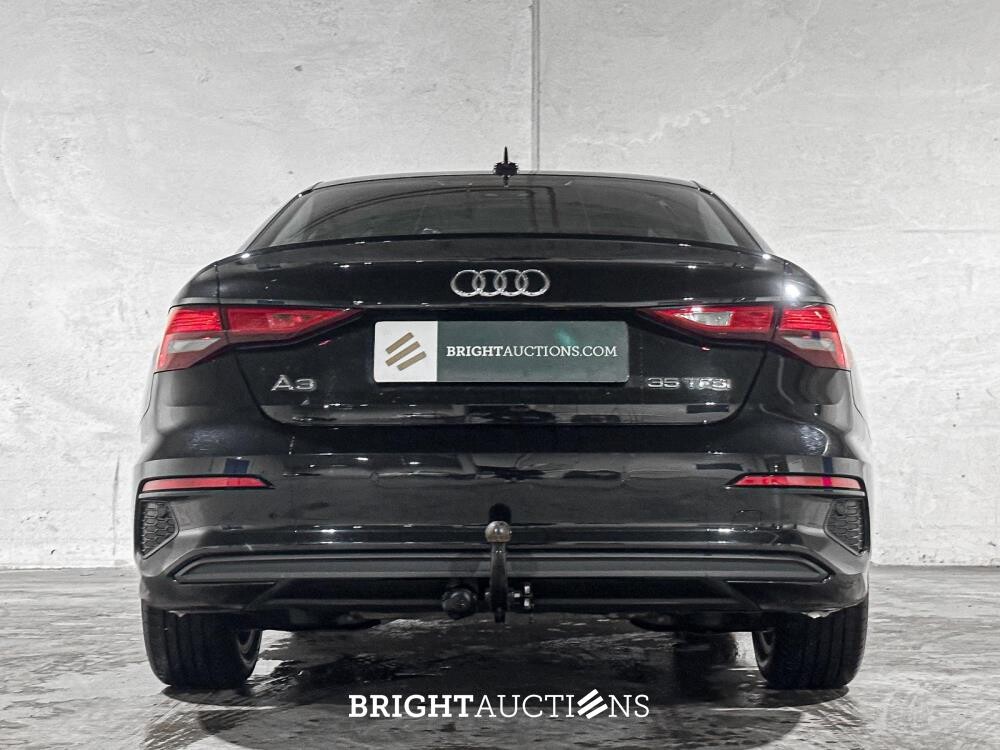 Audi A3 Limousine 35 TFSI Pro Line 150pk 2023 (Origineel-NL + 1e Eigenaar), X-645-JF