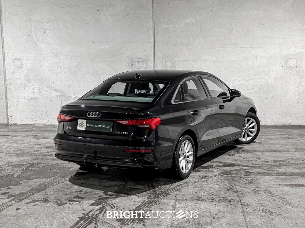 Audi A3 Limousine 35 TFSI Pro Line 150pk 2023 (Origineel-NL + 1e Eigenaar), X-645-JF