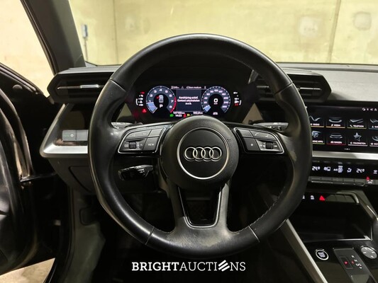 Audi A3 Limousine 35 TFSI Pro Line 150pk 2023 (Origineel-NL + 1e Eigenaar), X-645-JF