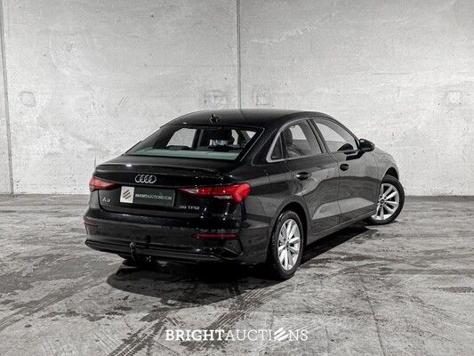Audi A3 Limousine 35 TFSI Pro Line 150pk 2023 (Origineel-NL + 1e Eigenaar), X-645-JF