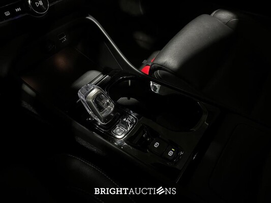 Volvo XC40 1.5 T2 129hp 2021