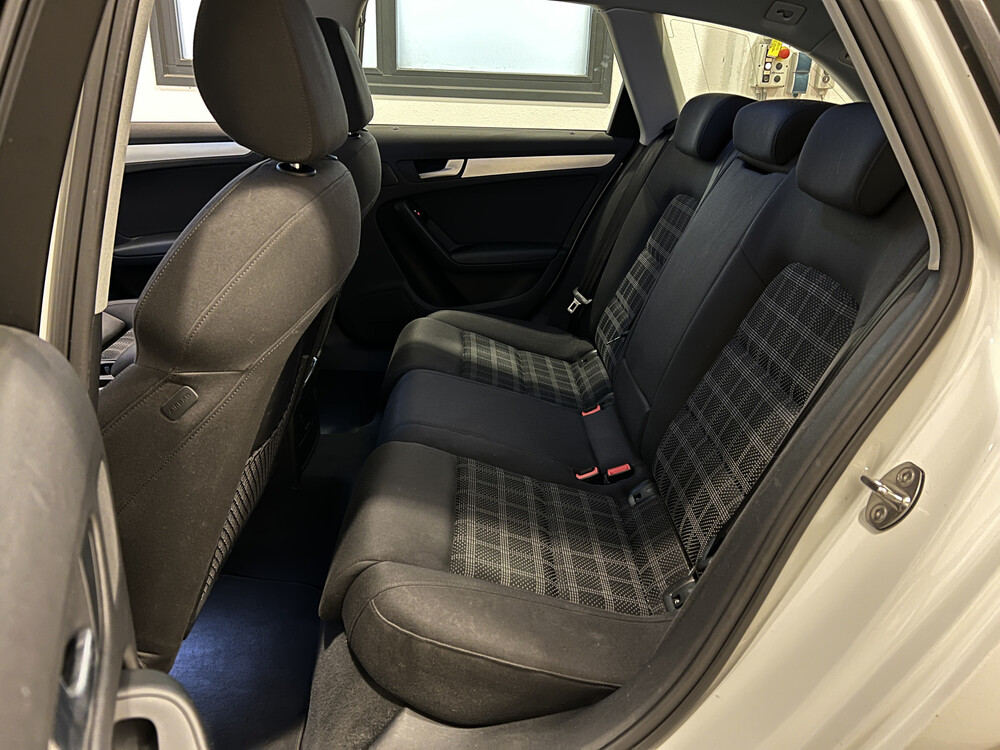 Audi A4 Avant 1.8 TFSI Business Edition Automaat -Facelift- 170pk 2012, G-524-LH