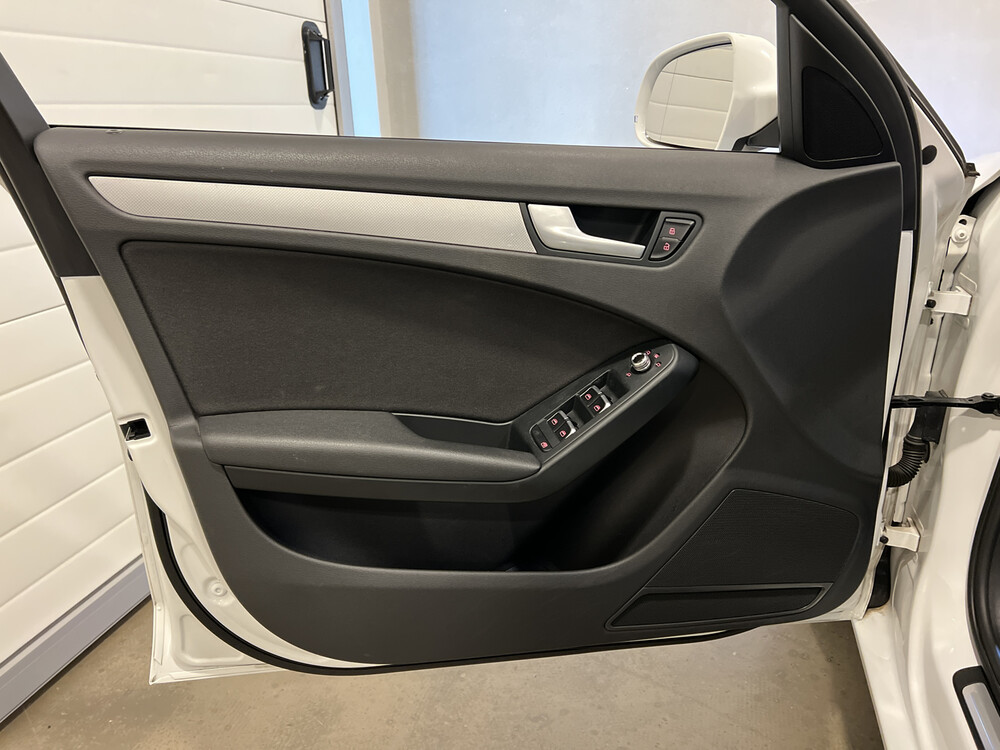 Audi A4 Avant 1.8 TFSI Business Edition Automaat -Facelift- 170pk 2012, G-524-LH