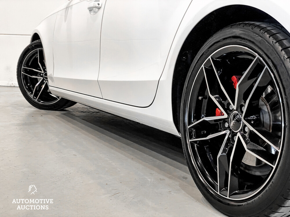 Audi A4 Avant 1.8 TFSI Business Edition Automaat -Facelift- 170pk 2012, G-524-LH