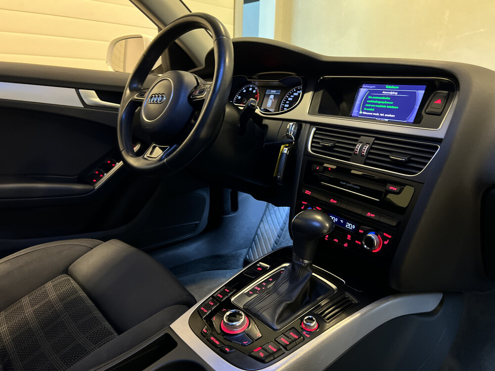 Audi A4 Avant 1.8 TFSI Business Edition Automaat -Facelift- 170pk 2012, G-524-LH