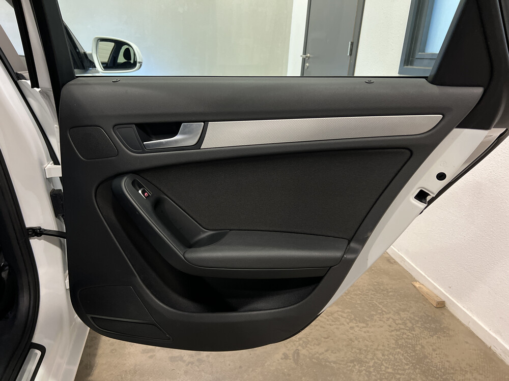 Audi A4 Avant 1.8 TFSI Business Edition Automaat -Facelift- 170pk 2012, G-524-LH