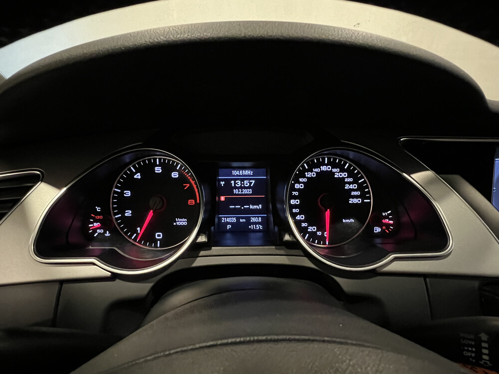 Audi A5 Coupé 2.0 TFSI Pro Line 180pk Automaat 2009, 8-XKL-73