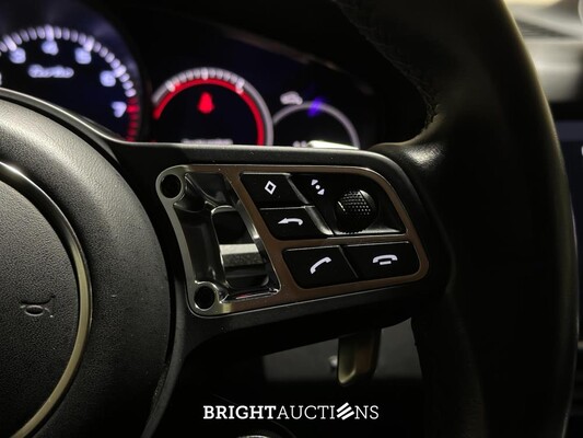 Porsche Cayenne Turbo 4.0 V8 549pk 2019, J-757-HF