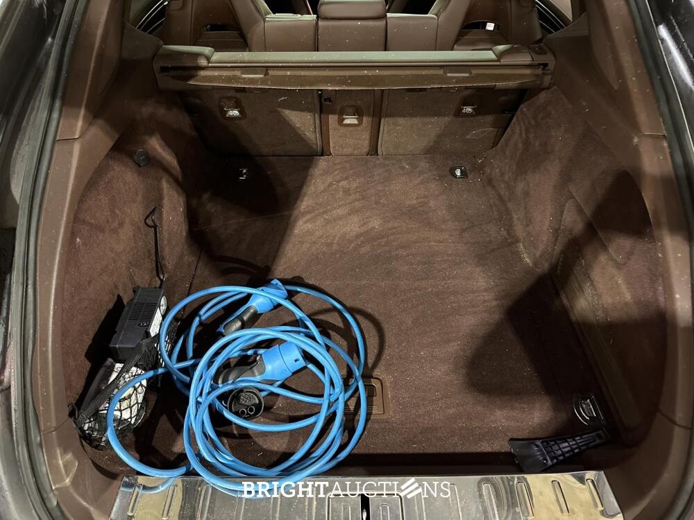 Porsche Panamera Sport Turismo 4 E-Hybrid 2.9 V6 462pk 2018 (Origineel-NL), RR-070-R