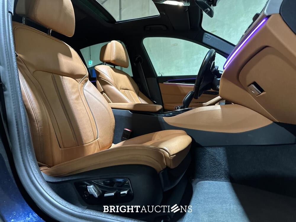 BMW M550i xDrive 4.4 V8 High Executive M-Sport 530pk 2020 5-serie G30, L-618-KL