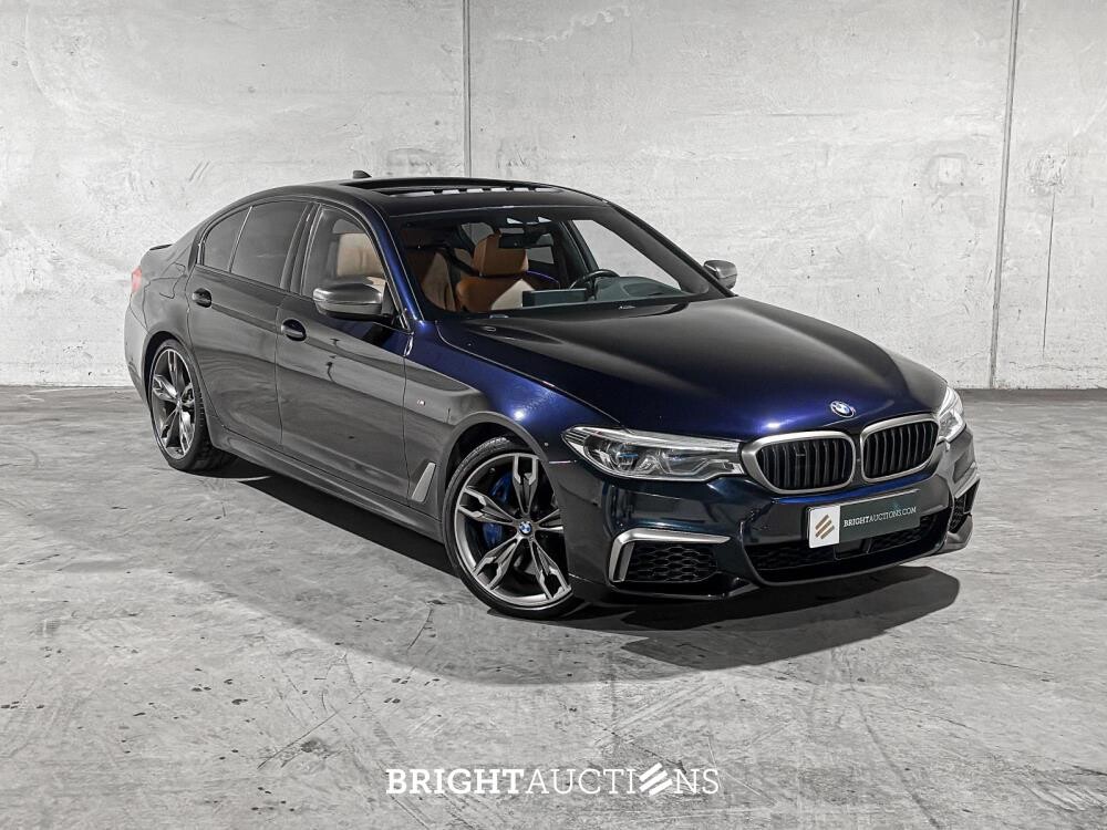 BMW M550i xDrive 4.4 V8 High Executive M-Sport 530pk 2020 5-serie G30, L-618-KL
