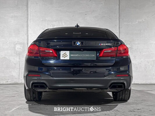 BMW M550i xDrive 4.4 V8 High Executive M-Sport 530pk 2020 5-serie G30, L-618-KL