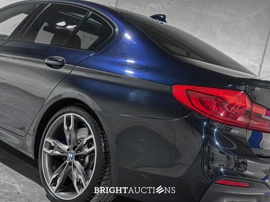 BMW M550i xDrive 4.4 V8 High Executive M-Sport 530pk 2020 5-serie G30, L-618-KL