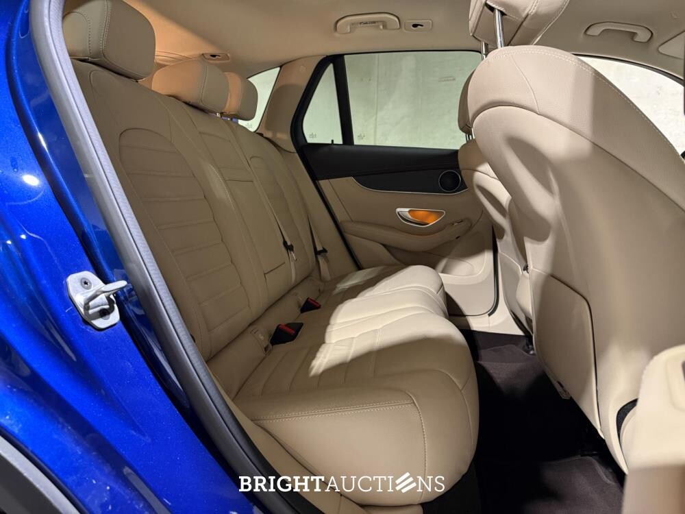 Mercedes-Benz GLC300e 4Matic Business Solution Luxury 320pk 2021 GLC-klasse (Origineel-NL & 1e Eigenaar), L-070-ZZ