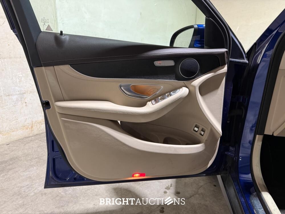 Mercedes-Benz GLC300e 4Matic Business Solution Luxury 320pk 2021 GLC-klasse (Origineel-NL & 1e Eigenaar), L-070-ZZ