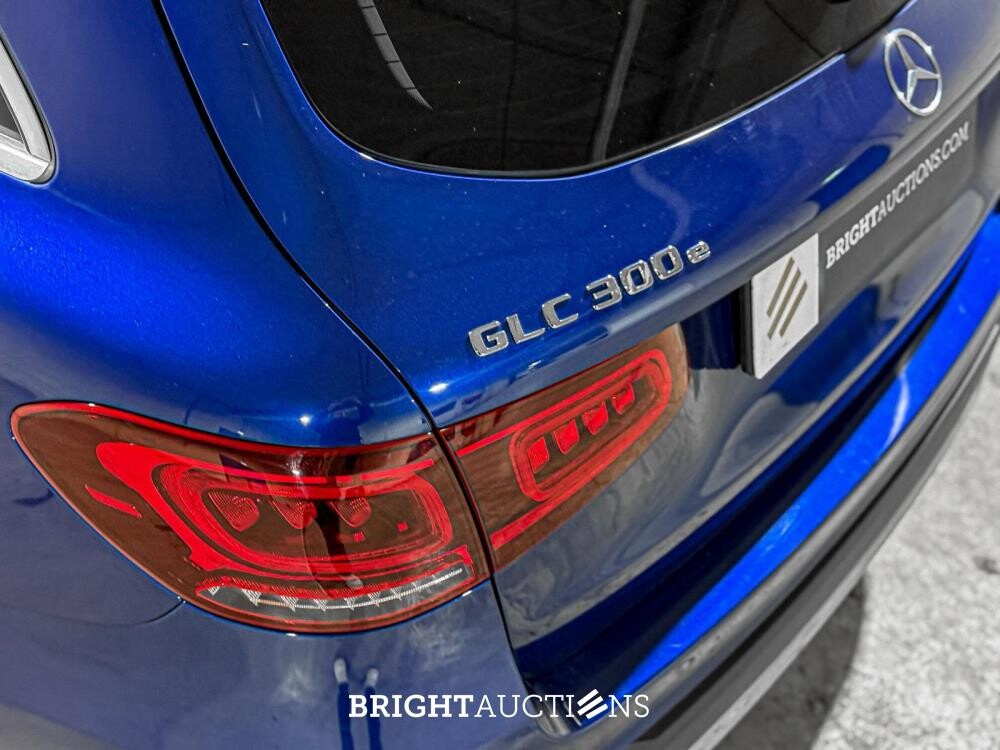 Mercedes-Benz GLC300e 4Matic Business Solution Luxury 320pk 2021 GLC-klasse (Origineel-NL & 1e Eigenaar), L-070-ZZ