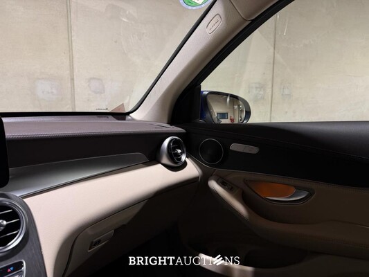 Mercedes-Benz GLC300e 4Matic Business Solution Luxury 320pk 2021 GLC-klasse (Origineel-NL & 1e Eigenaar), L-070-ZZ