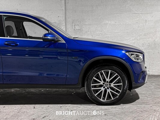 Mercedes-Benz GLC300e 4Matic Business Solution Luxury 320pk 2021 GLC-klasse (Origineel-NL & 1e Eigenaar), L-070-ZZ