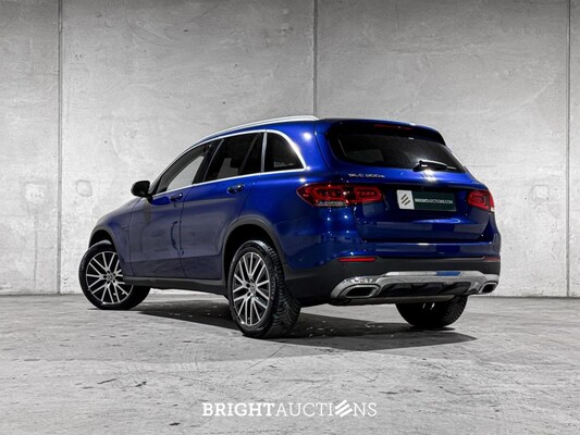 Mercedes-Benz GLC300e 4Matic Business Solution Luxury 320pk 2021 GLC-klasse (Origineel-NL & 1e Eigenaar), L-070-ZZ