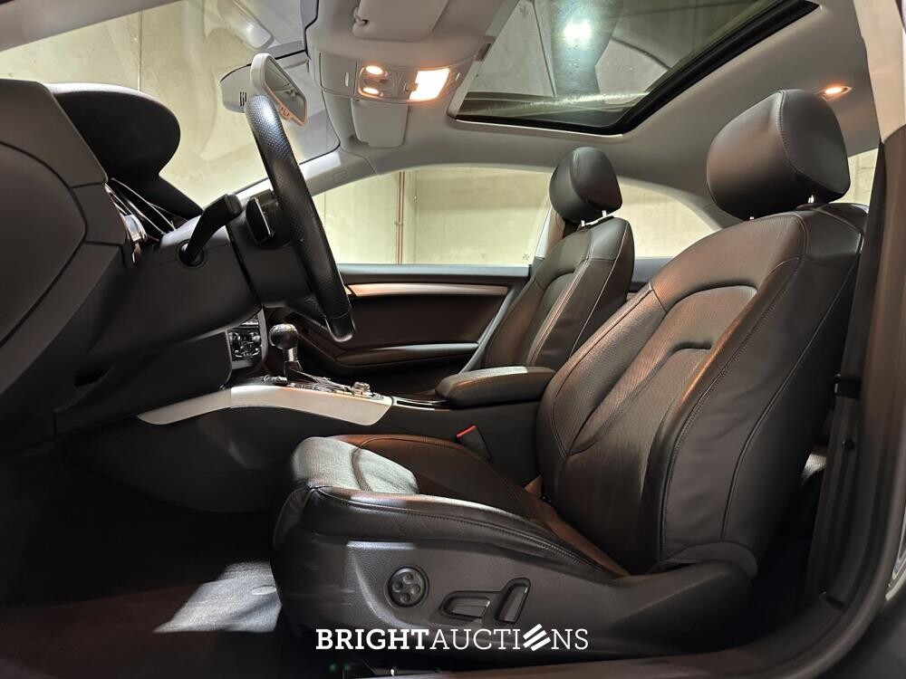 Audi RS5 Coupé 4.2 FSI V8 Quattro 450pk 2010, XN-941-L Youngtimer