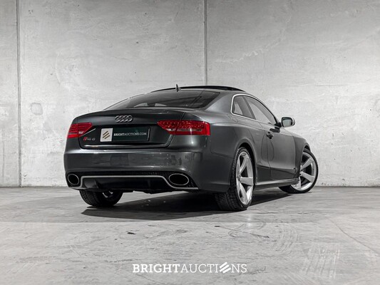 Audi RS5 Coupé 4.2 FSI V8 Quattro 450pk 2010, XN-941-L Youngtimer